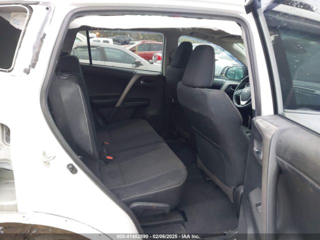 2T3WFREV2JW494330 Toyota Rav4 Xle