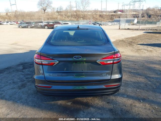 3FA6P0LU0KR101214 Ford Fusion Hybrid Se