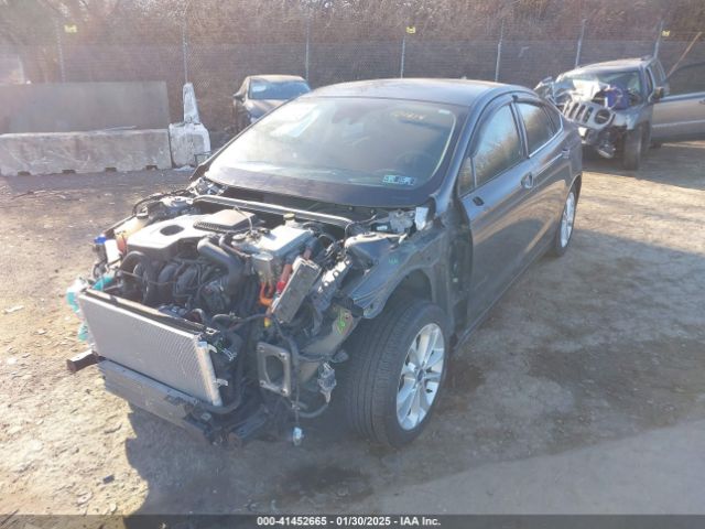 3FA6P0LU0KR101214 Ford Fusion Hybrid Se
