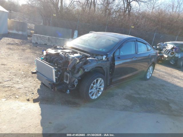 3FA6P0LU0KR101214 Ford Fusion Hybrid Se