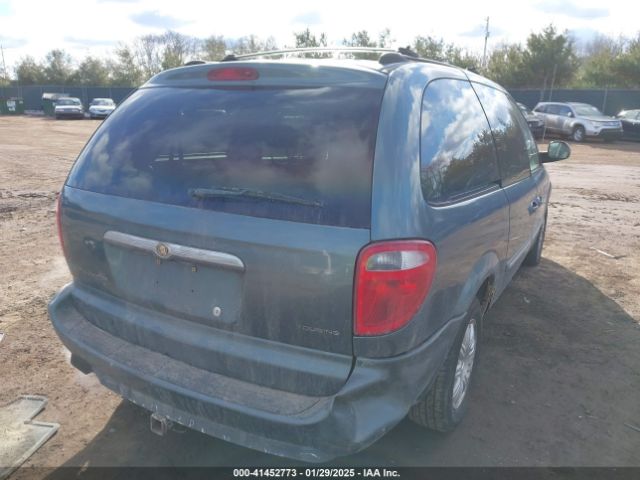 2005 CHRYSLER TOWN & COUNTRY 2C4GP54L35R530262 Photo 3