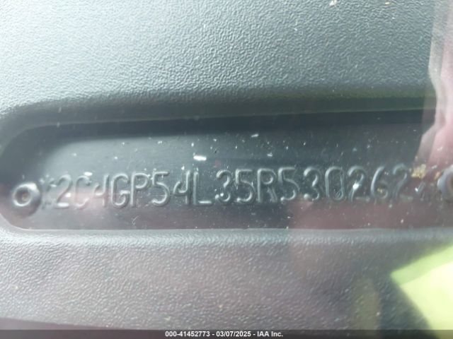 2005 CHRYSLER TOWN & COUNTRY 2C4GP54L35R530262 Photo 8