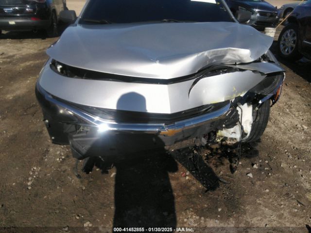 1G1ZD5ST3LF042253 Chevrolet Malibu Fwd Lt