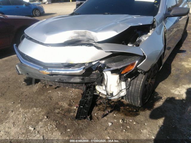 1G1ZD5ST3LF042253 Chevrolet Malibu Fwd Lt