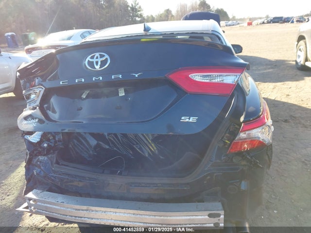 4T1B11HK5KU818218 Toyota CAMRY SE