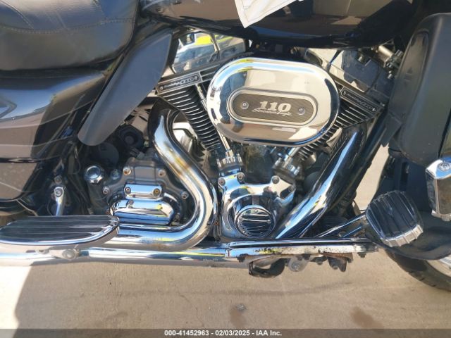 2011 HARLEY-DAVIDSON FLTRUSE 1HD1TA815BB953517 Photo 7