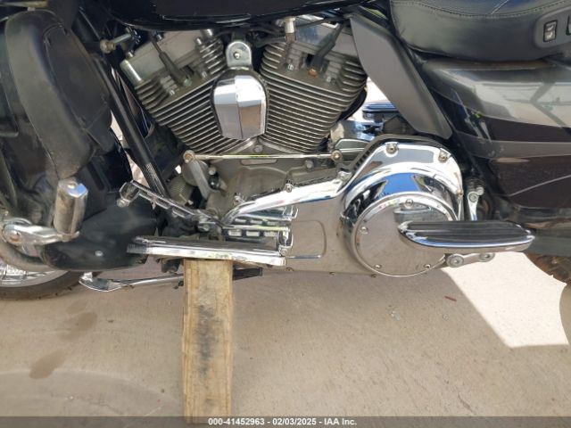 2011 HARLEY-DAVIDSON FLTRUSE 1HD1TA815BB953517 Photo 8