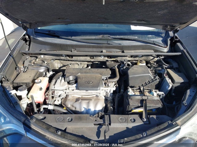 Toyota Rav4 Xle 2016 JTMWFREV0GJ099876 Image 10