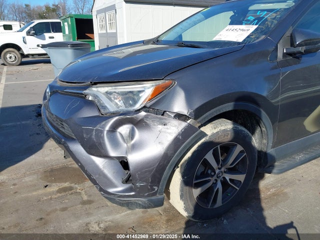 Toyota Rav4 Xle 2016 JTMWFREV0GJ099876 Image 17