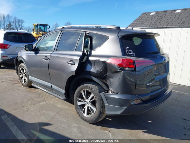Toyota Rav4 Xle 2016 JTMWFREV0GJ099876 Image 3