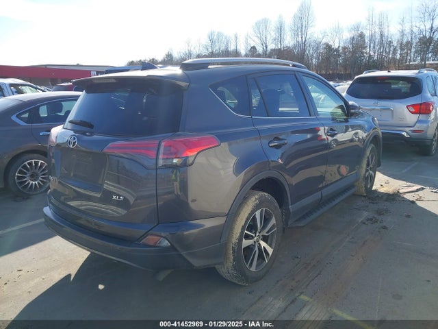 Toyota Rav4 Xle 2016 JTMWFREV0GJ099876 Image 4