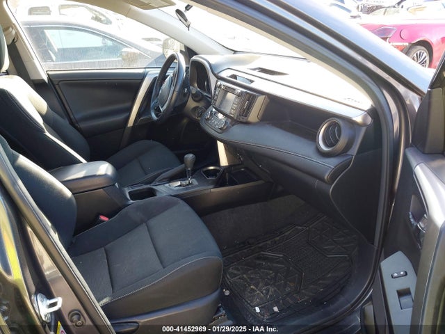 Toyota Rav4 Xle 2016 JTMWFREV0GJ099876 Image 5