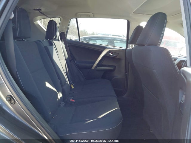 Toyota Rav4 Xle 2016 JTMWFREV0GJ099876 Image 8