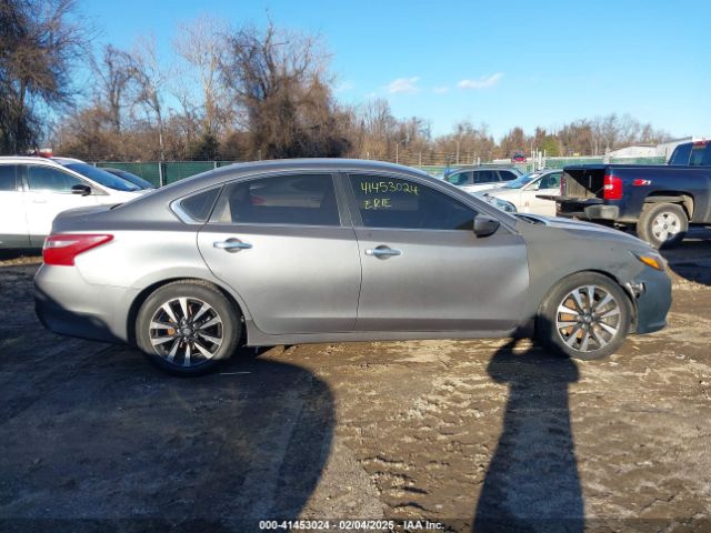 1N4AL3AP3JC244529 Nissan Altima 2.5 Sv