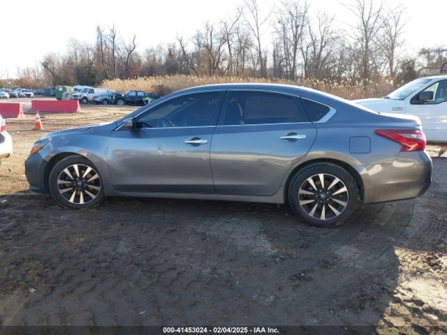1N4AL3AP3JC244529 Nissan Altima 2.5 Sv