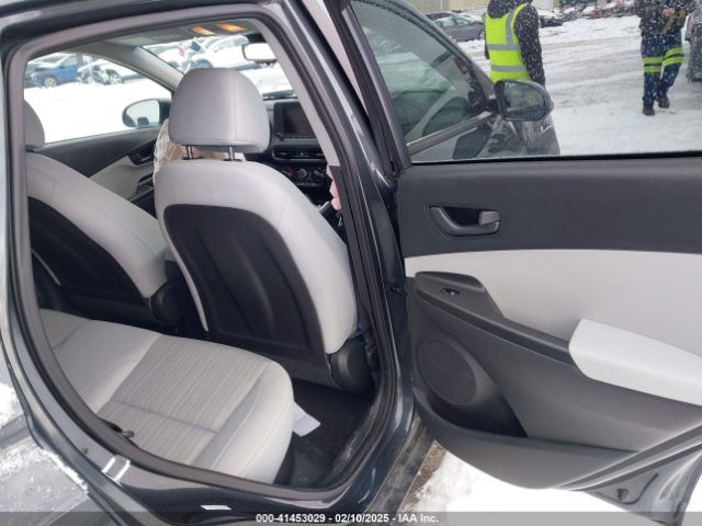 KM8K6CAB0NU903236 Hyundai Kona Sel