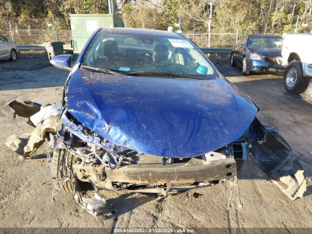 2T1BURHE5KC172647 Toyota COROLLA SE