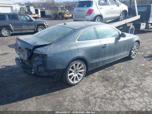 Продажа на аукционе авто 2011 Audi A5 2.0t Premium, vin: WAULFAFR4BA031186, номер лота: 41453127