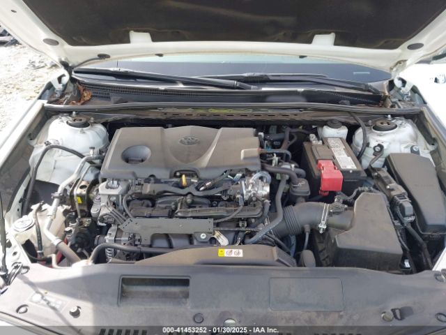 4T1T11AK6NU013136 Toyota CAMRY SE