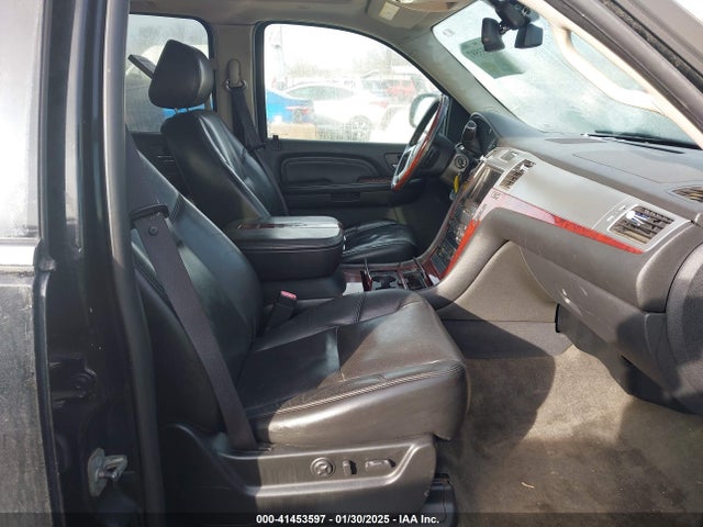 2009 CADILLAC ESCALADE ESV 1GYFK26249R243161 Photo 4