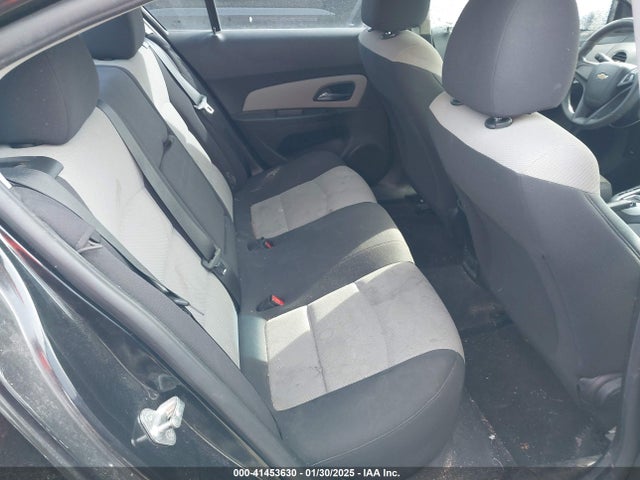 1G1PA5SG6E7195807 Chevrolet Cruze Ls Auto