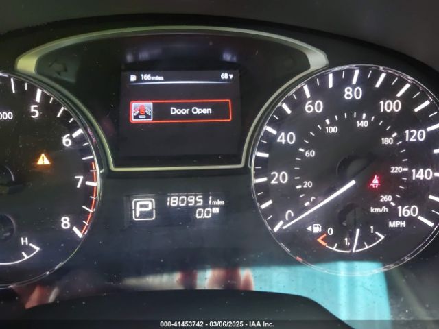5N1AR2MN4EC704490 Nissan Pathfinder Sv