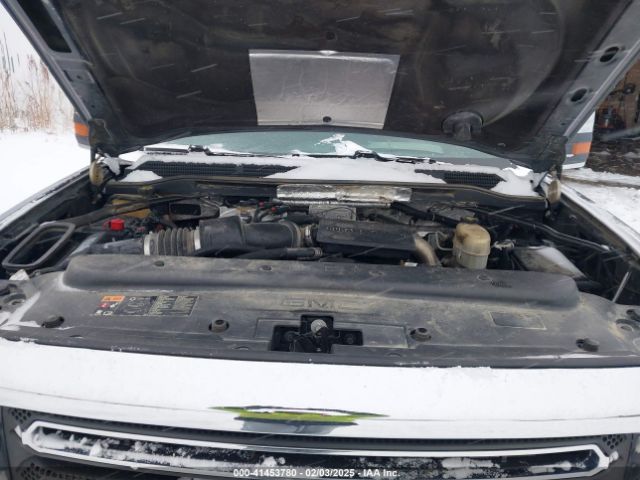 1GT12TEY2HF155625 GMC Sierra 2500hd Slt