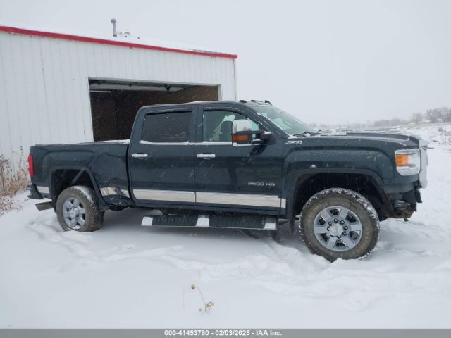 1GT12TEY2HF155625 GMC Sierra 2500hd Slt