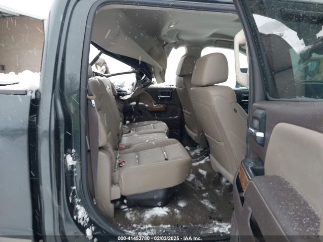 1GT12TEY2HF155625 GMC Sierra 2500hd Slt