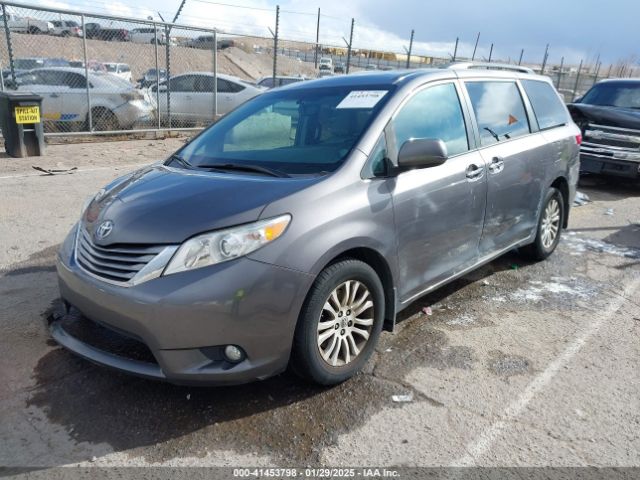 5TDYZ3DC4HS835283 Toyota Sienna Xle/limited