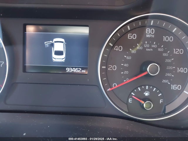 3KPF24ADXME271884 KIA Forte Lxs