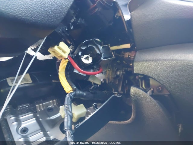 3KPF24ADXME271884 KIA Forte Lxs