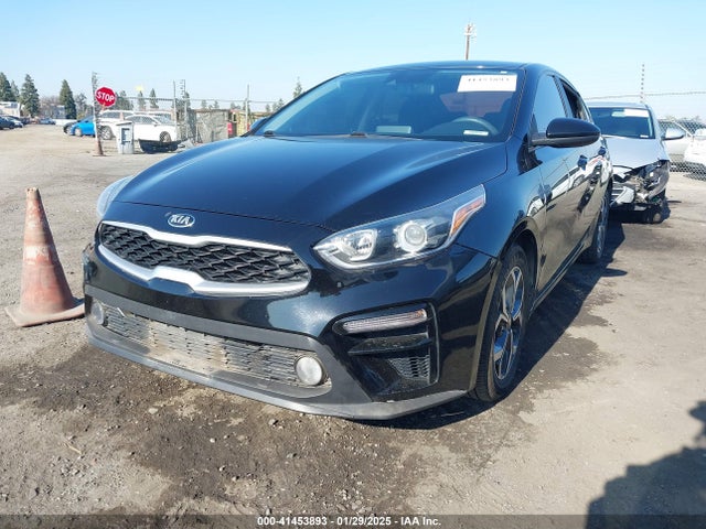3KPF24ADXME271884 KIA Forte Lxs