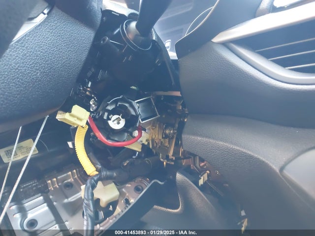 3KPF24ADXME271884 KIA Forte Lxs