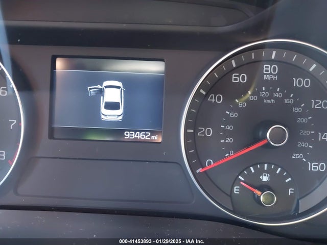 3KPF24ADXME271884 KIA Forte Lxs