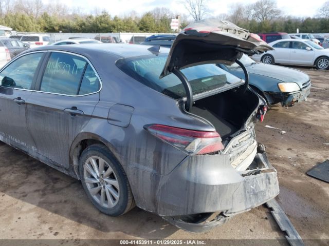 4T1R11BK8MU030169 Toyota Camry Le Awd