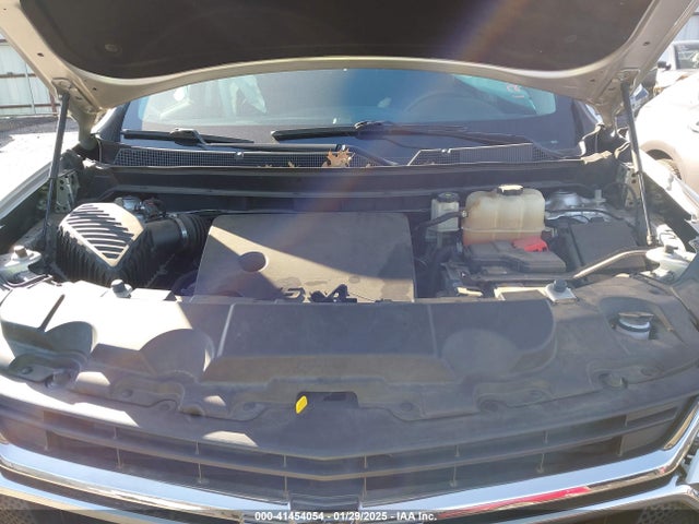 1GNERFKW0KJ129439 Chevrolet Traverse Ls