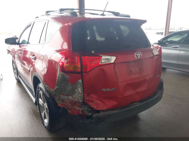 2T3WFREV2FW166221 Toyota Rav4 Xle