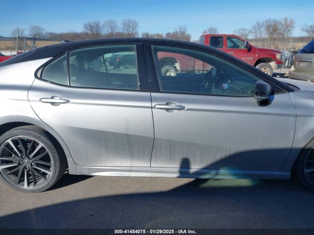 4T1BZ1HK1KU031033 Toyota Camry Xse V6