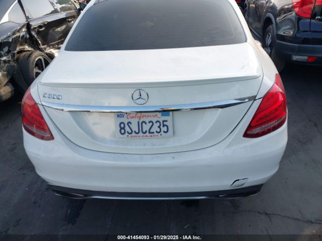 55SWF4JB6GU115227 Mercedes-Benz C 300 Luxury/sport