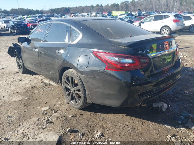 1N4AL3AP7HC238243 Nissan Altima 2.5 Sr