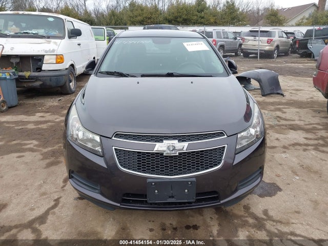 1G1PC5SB8E7477980 Chevrolet Cruze 1lt Auto