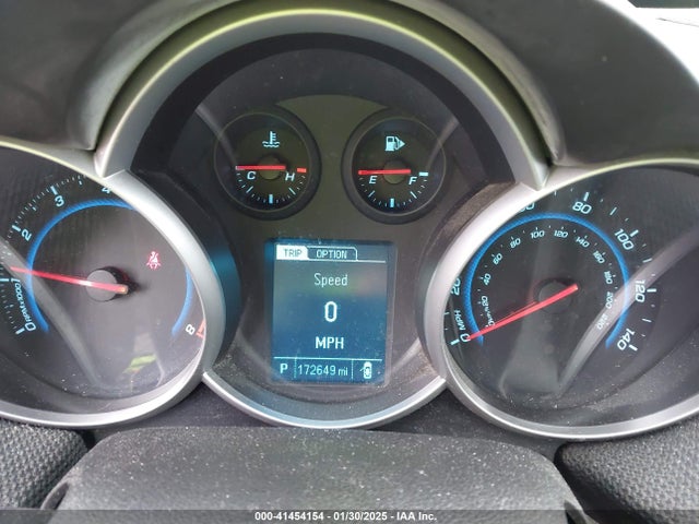 1G1PC5SB8E7477980 Chevrolet Cruze 1lt Auto