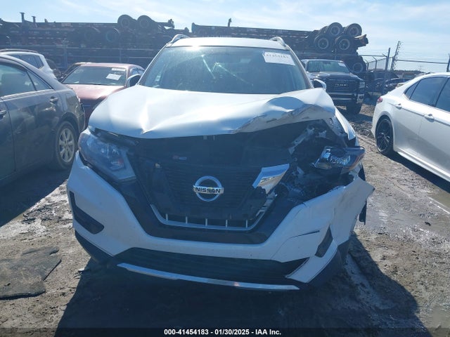 KNMAT2MTXHP501153 Nissan ROGUE SV