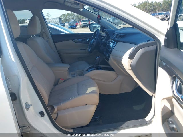 KNMAT2MTXHP501153 Nissan ROGUE SV