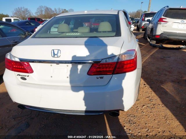 Honda Accord Ex-l V-6 2015 1HGCR3F89FA001041 Image 17