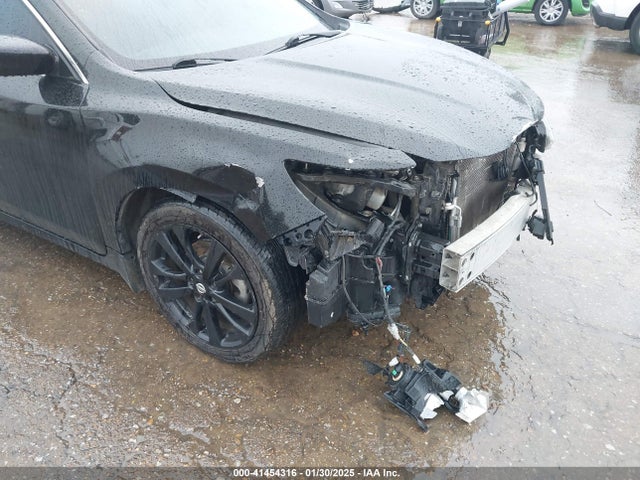 Nissan Altima 2.5 Sr 2018 1N4AL3AP5JC229546 Image 18