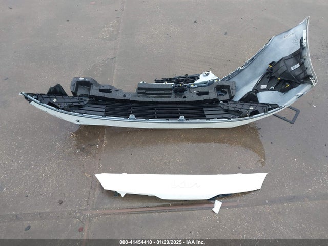 3KPF24AD1NE498902 KIA FORTE FE