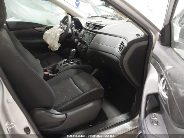 KNMAT2MV4JP503679 Nissan ROGUE S