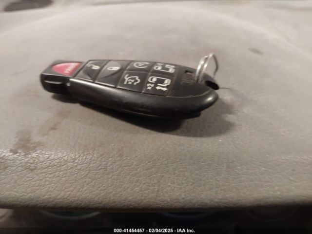 2010 CHRYSLER TOWN & COUNTRY 2A4RR6DX8AR129113 Photo 10